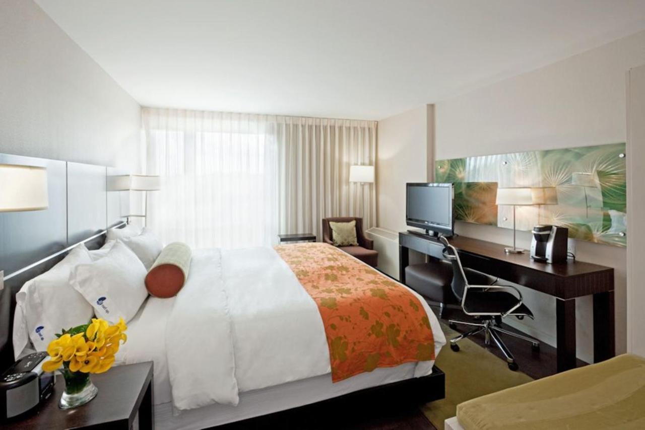 Hotel Indigo Boston - Newton Riverside Zewnętrze zdjęcie